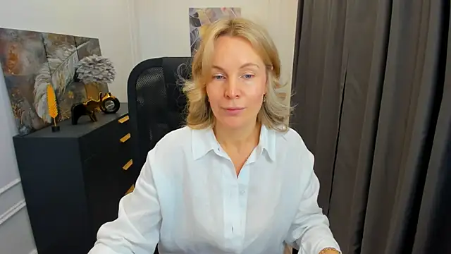 Snapshot of Sinty_Devis chatting on 05/09/26, 04:28 Sinty Devis online show from 05/09/26, 04:28