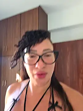 TheGoddessBianca online show from 09/17/25, 06:15