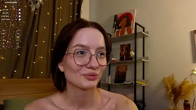 IdaValenti online show from 02/23/25, 10:28