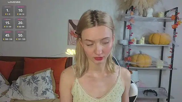 IdaValenti online show from 12/03/25, 11:14