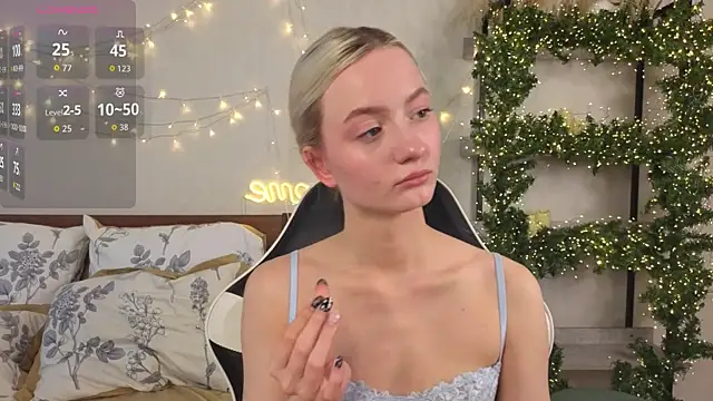 IdaValenti online show from 04/27/26, 11:36