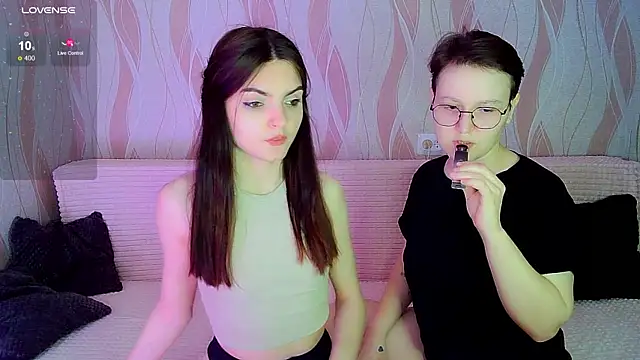  crazy baby  online show from 11/09/25, 12:53