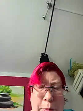 dieGeile0411 online show from 10/25/25, 09:50