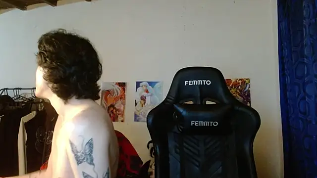 angelitofemboy online show from 01/29/25, 06:33