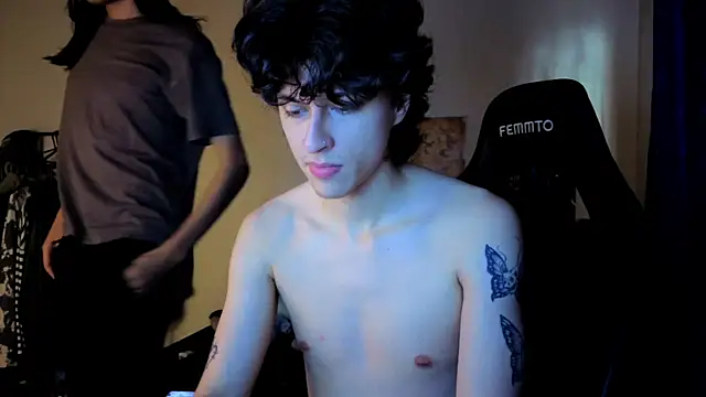 angelitofemboy online show from 12/03/25, 09:35