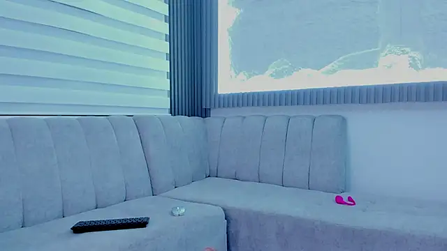 Snapshot of Apolo_Bianco_ chatting on 10/18/25, 05:32 Apolo Bianco online show from 10/18/25, 05:32