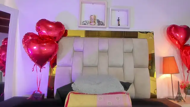 emmy r online show from 02/17/25, 01:10