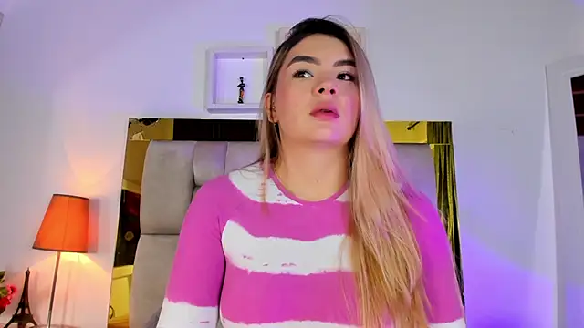 emmy r online show from 03/04/25, 12:22