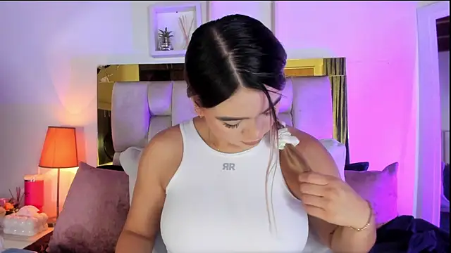 emmy r online show from 10/21/25, 12:06