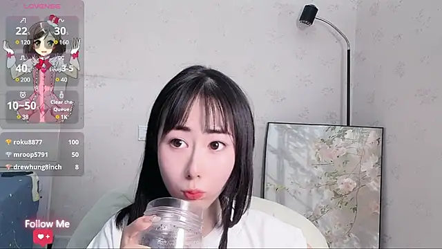 Snapshot of qiqi-- chatting on 02/23/25, 09:00 qiqi-- online show from 02/23/25, 09:00