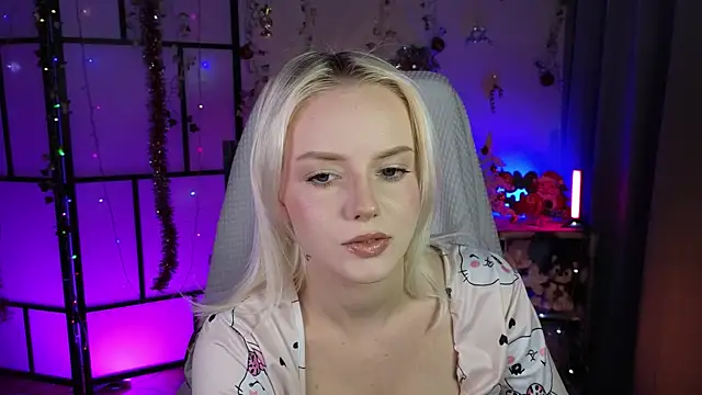 ImBonBon online show from 12/17/25, 12:16