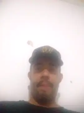 Snapshot of Carabina1991 chatting on 10/25/25, 04:42 Carabina1991 online show from 10/25/25, 04:42