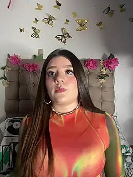 Jullieetta online show from 03/31/26, 12:05