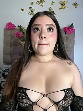 Jullieetta online show from 06/29/26, 01:11