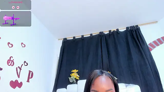 RoxannaBlanche online show from 03/24/26, 01:05