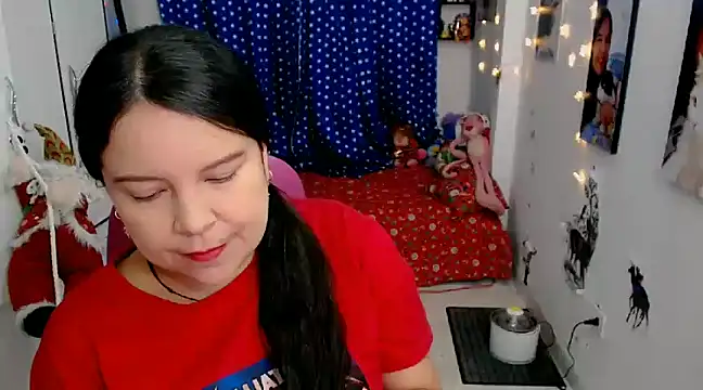 claryssa  online show from 12/13/24, 12:31