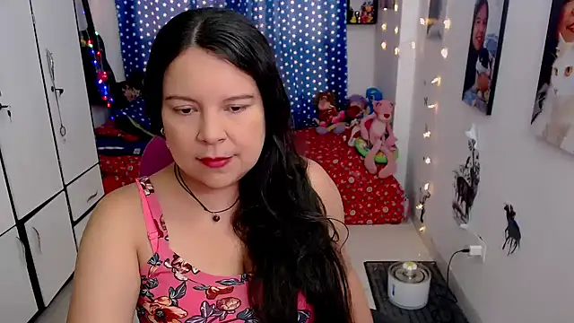 claryssa  online show from 01/07/25, 07:49