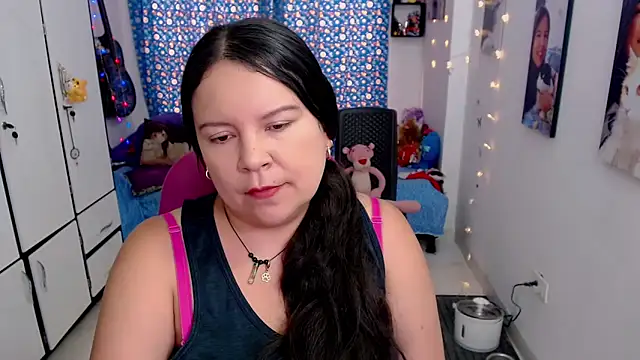 claryssa  online show from 09/16/25, 07:48