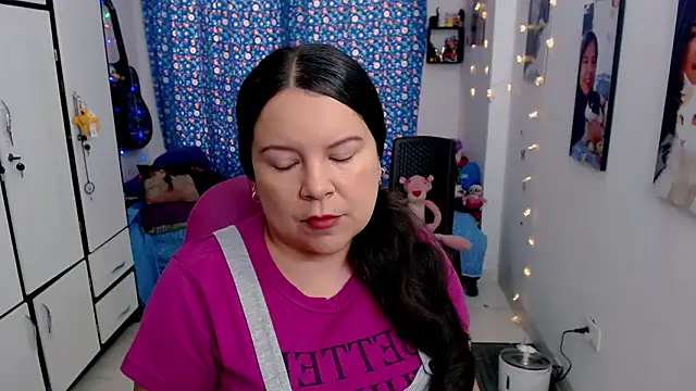 claryssa  online show from 09/24/25, 08:01