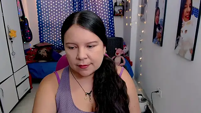 claryssa  online show from 11/27/25, 07:38