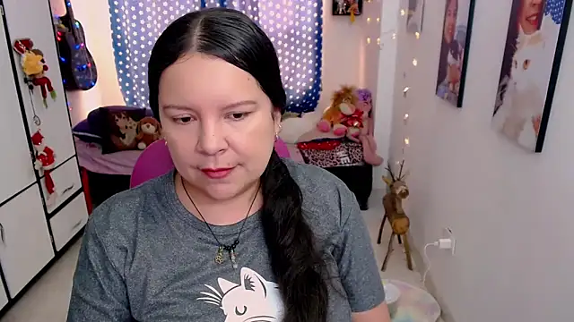 claryssa  online show from 02/24/26, 06:06