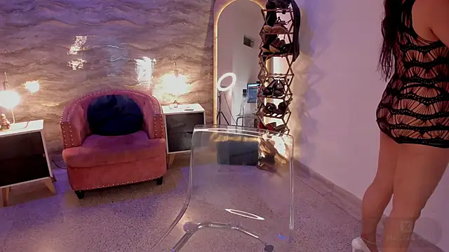 samara smithh online show from 11/19/25, 11:54