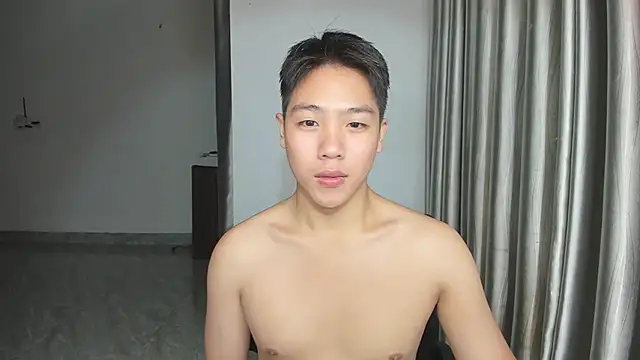 Snapshot of Oliver_Nl chatting on 12/04/24, 03:43 Oliver Nl online show from 12/04/24, 03:43