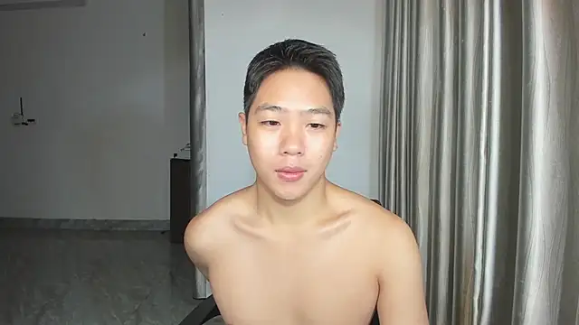 Snapshot of Oliver_Nl chatting on 01/21/25, 03:15 Oliver Nl online show from 01/21/25, 03:15