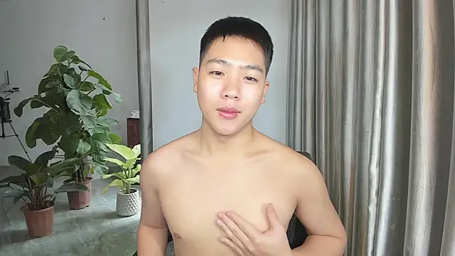 Snapshot of Oliver_Nl chatting on 03/21/25, 03:33 Oliver Nl online show from 03/21/25, 03:33