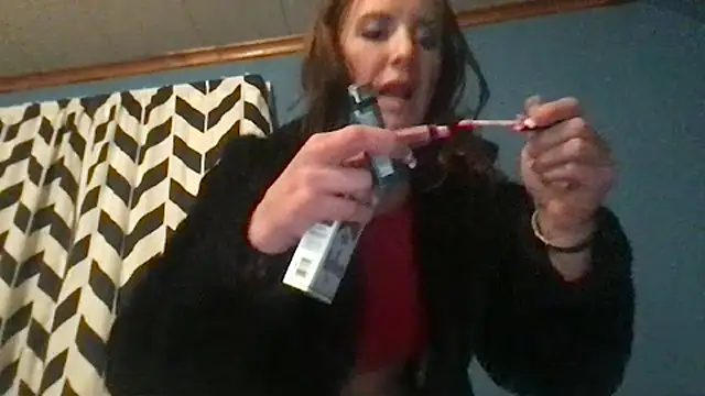 kittycatkendra online show from 11/23/25, 05:51