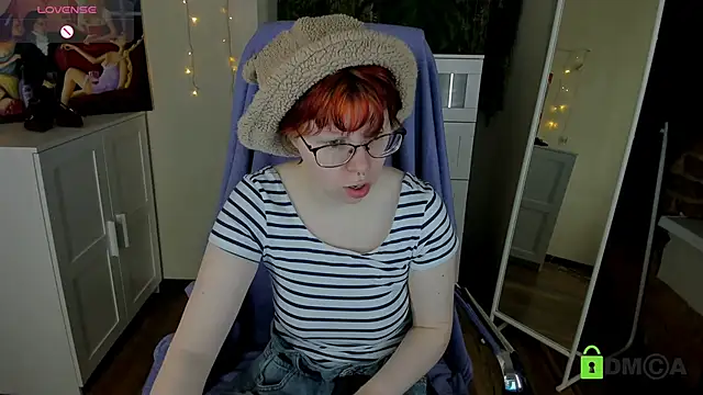 Melissa Wells online show from 11/12/25, 03:45