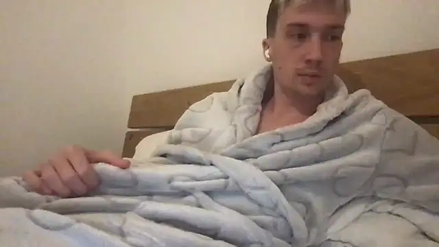 hungandfun05 online show from 12/11/24, 07:57