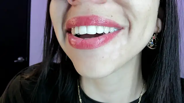 Snapshot of Katty_mouth chatting on 06/21/26, 04:20 Katty mouth online show from 06/21/26, 04:20
