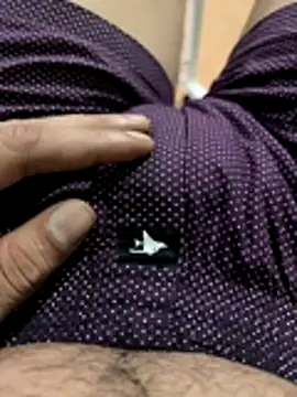 hitlar1026 online show from 12/21/25, 04:03