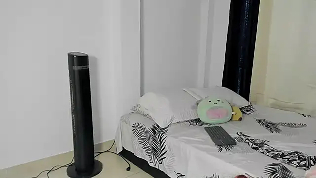 Emperatriiz online show from 02/28/26, 05:25