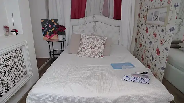 Snapshot of AmiHotGranny chatting on 02/14/25, 12:47 AmiHotGranny online show from 02/14/25, 12:47