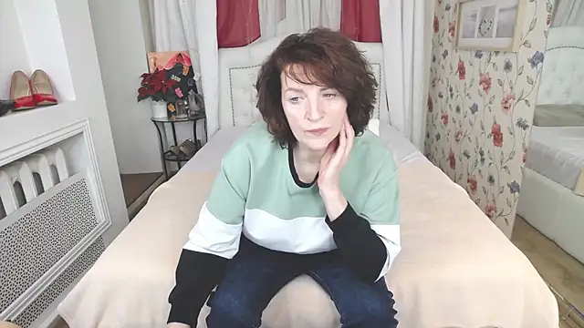 Snapshot of AmiHotGranny chatting on 05/29/26, 12:47 AmiHotGranny online show from 05/29/26, 12:47