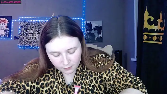 Light Luna online show from 06/01/26, 04:20