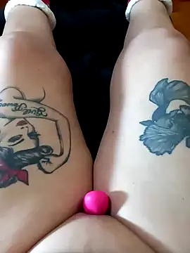 Hotsereia online show from 01/12/25, 07:31