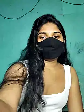 Snapshot of Luv_Adite20 chatting on 02/02/25, 01:19 Luv Adite20 online show from 02/02/25, 01:19