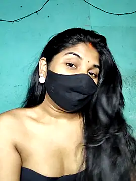 Snapshot of Luv_Adite20 chatting on 02/27/25, 09:43 Luv Adite20 online show from 02/27/25, 09:43