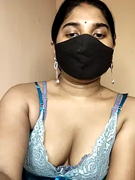 Snapshot of Luv_Adite20 chatting on 09/11/25, 05:57 Luv Adite20 online show from 09/11/25, 05:57