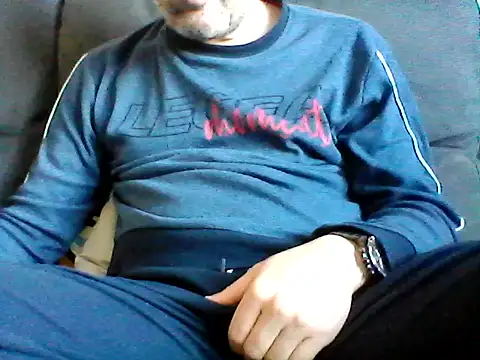 Snapshot of daky_86 chatting on 05/12/26, 04:04 daky 86 online show from 05/12/26, 04:04