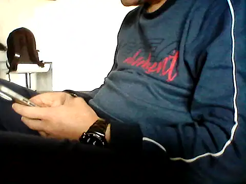 Snapshot of daky_86 chatting on 05/14/26, 04:47 daky 86 online show from 05/14/26, 04:47