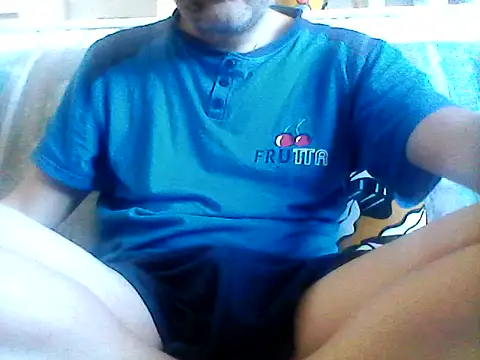 Snapshot of daky_86 chatting on 06/11/26, 03:54 daky 86 online show from 06/11/26, 03:54