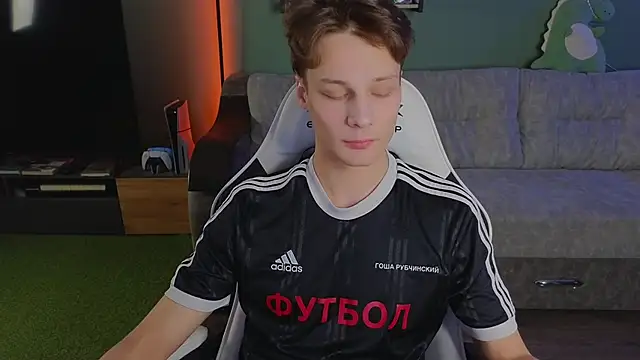 TeddyLiLboy online show from 11/20/25, 09:36