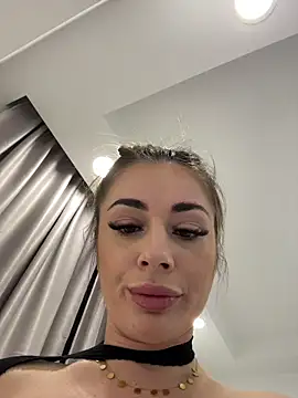 IsabellaEtthan online show from 02/07/26, 06:44