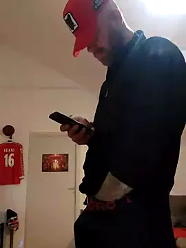 eltoulou online show from 02/04/25, 05:23