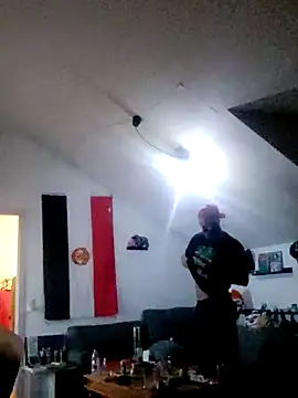 eltoulou online show from 02/05/25, 08:46