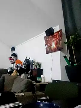 eltoulou online show from 02/19/25, 02:33